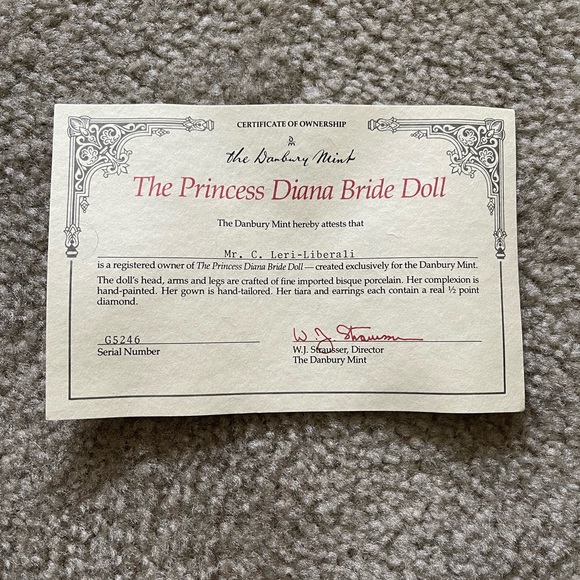 The Princess Diana Bride Doll - Picture 10 of 11